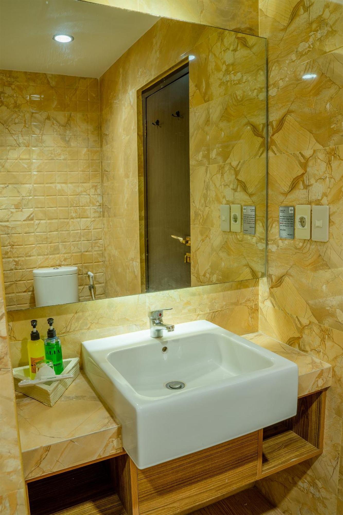 Hotel Alia Cikini Jakarta Extérieur photo